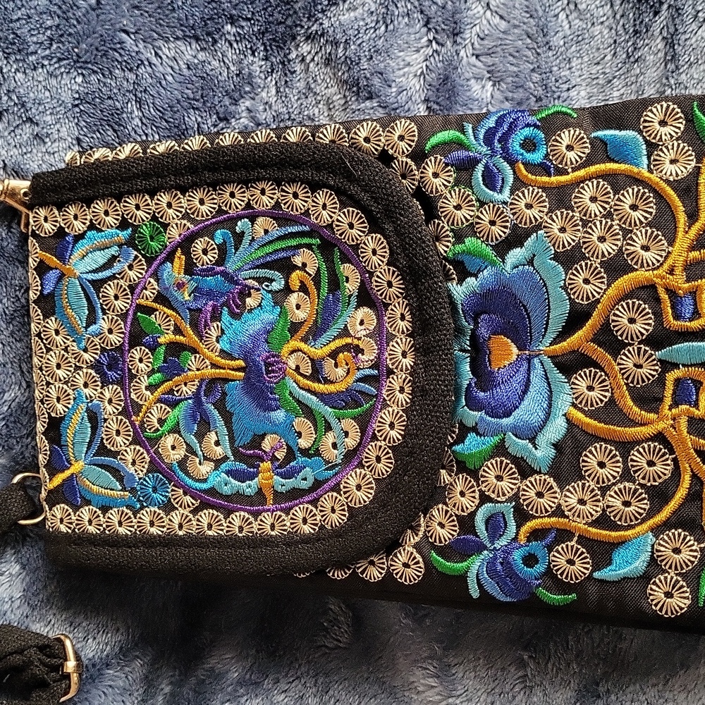 Retro Boho Embroidered Purse
